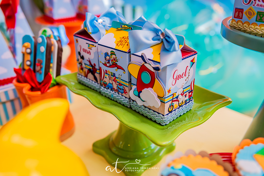 fotografia-festa-infantil-rj, fotografia-de-familia, adriana-tomzhinski-fotografia, foto-aniversario-infantil, fotografo-aniversario-infantil, clube-gurilandia-botafogo, tema-brinquedos
