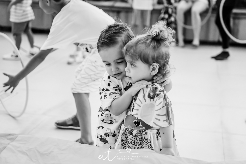 fotografia-festa-infantil-rj, fotografia-de-familia, adriana-tomzhinski-fotografia, foto-aniversario-infantil, fotografo-aniversario-infantil, festa-no-play-tijuca, tema-carrinhos-e-avioes