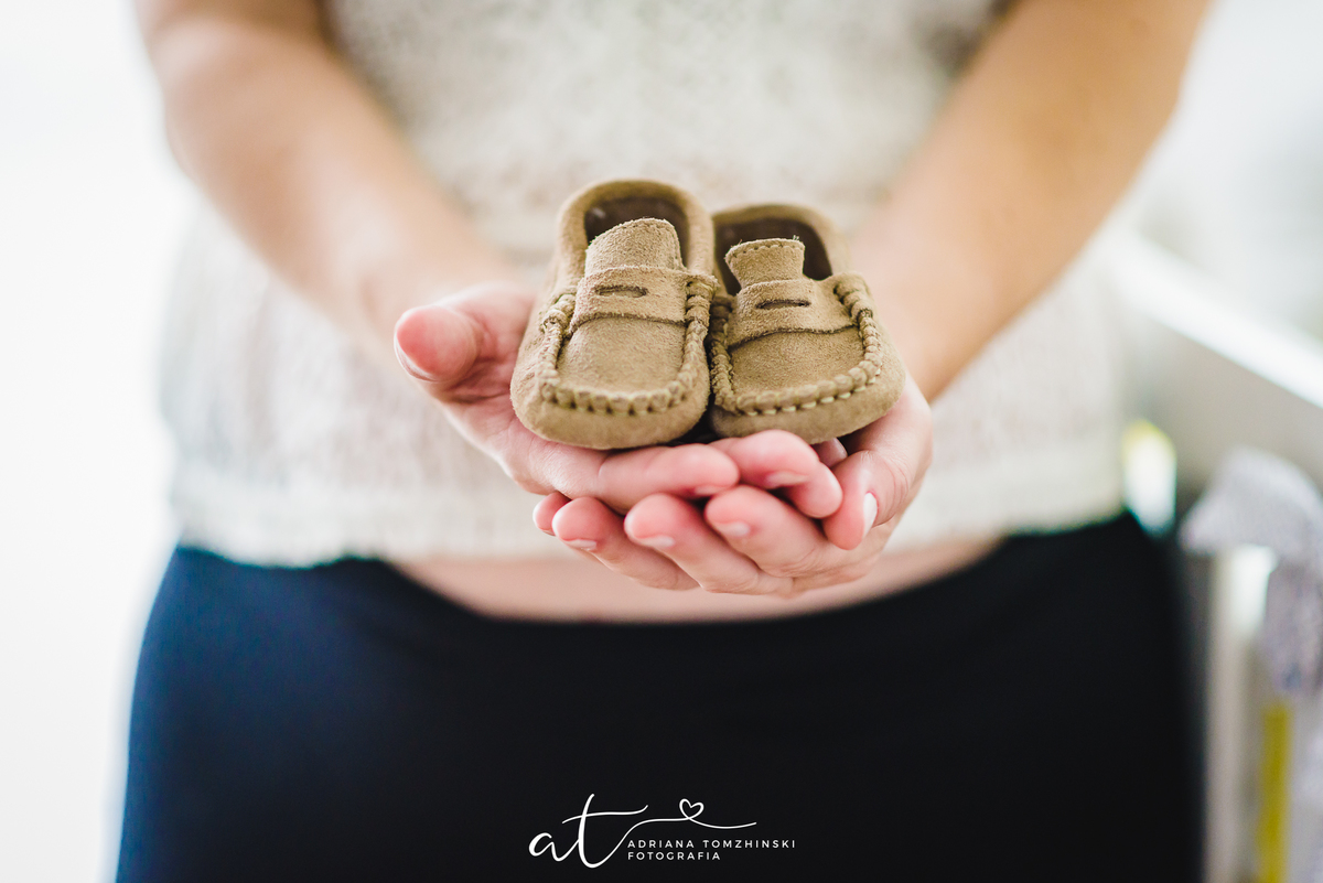 gestante, newborn, decoração, quarto bebê, grávida, azul amarelo cinza, ensaio de dia, ensaio indoor, ensaio em casa, baby