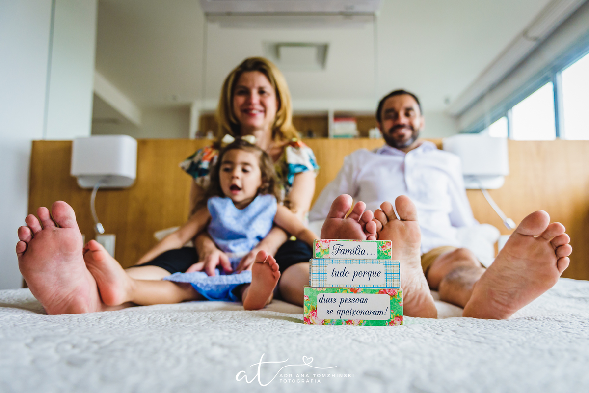 gestante, newborn, decoração, quarto bebê, grávida, azul amarelo cinza, ensaio de dia, ensaio indoor, ensaio em casa, baby