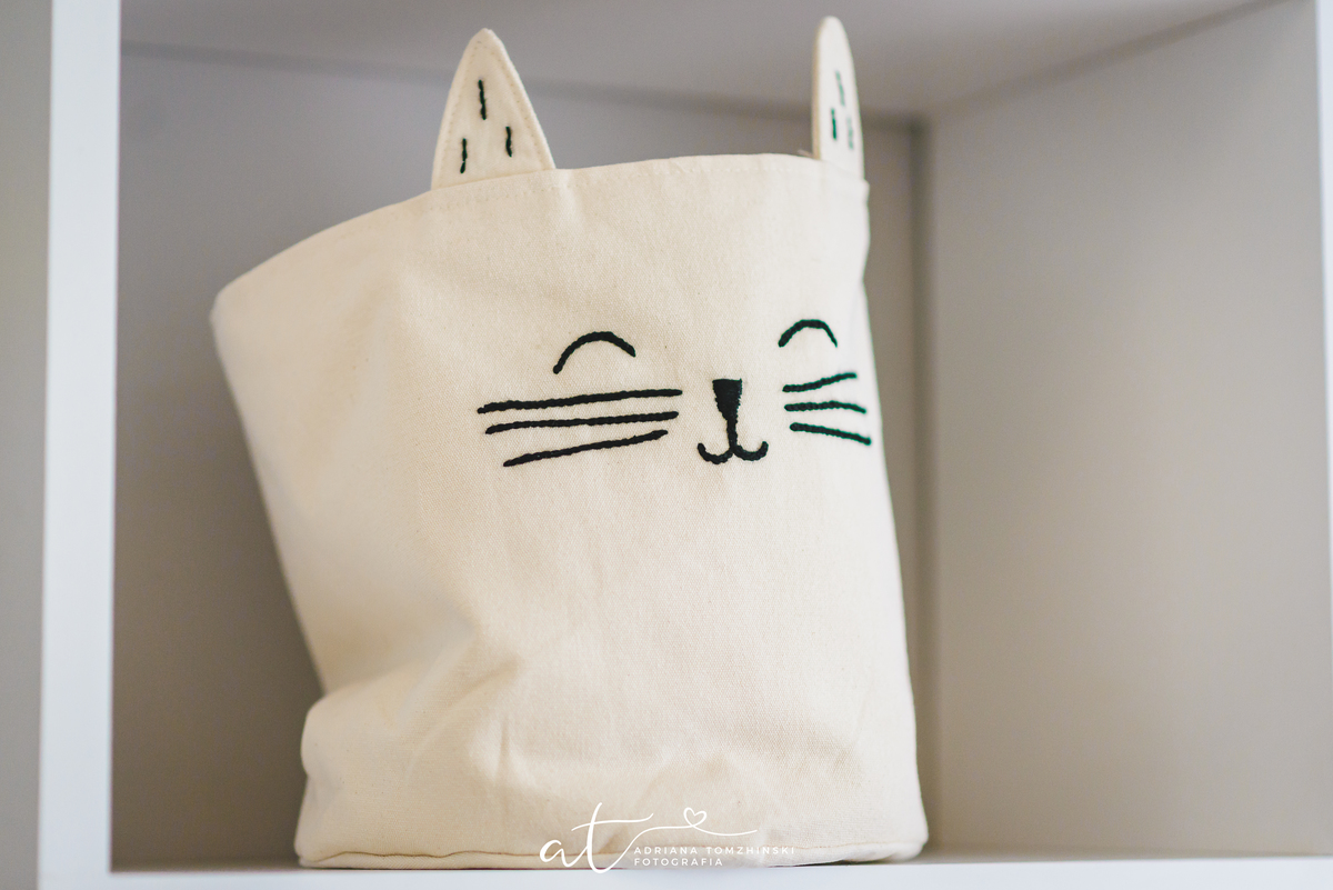 gestante, newborn, decoração, quarto bebê, grávida, azul amarelo cinza, ensaio de dia, ensaio indoor, ensaio em casa, baby