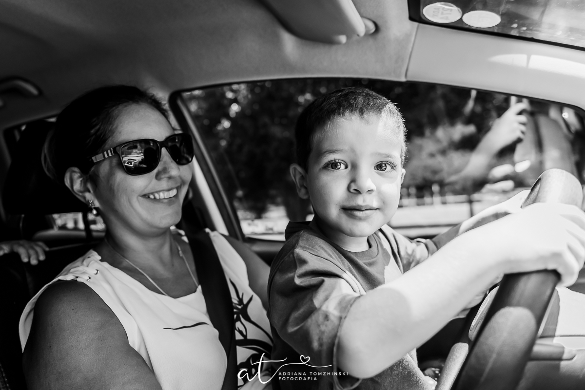 ensaio, itaipava, petropolis, quinta do lago, primos, cousins, gemeos, twins, ensaio de ferias, ensaio ar livre, ensaio luz do dia, jardim, criança feliz, crianças, ensaio familia, cavalos, lagos, casa na arvore