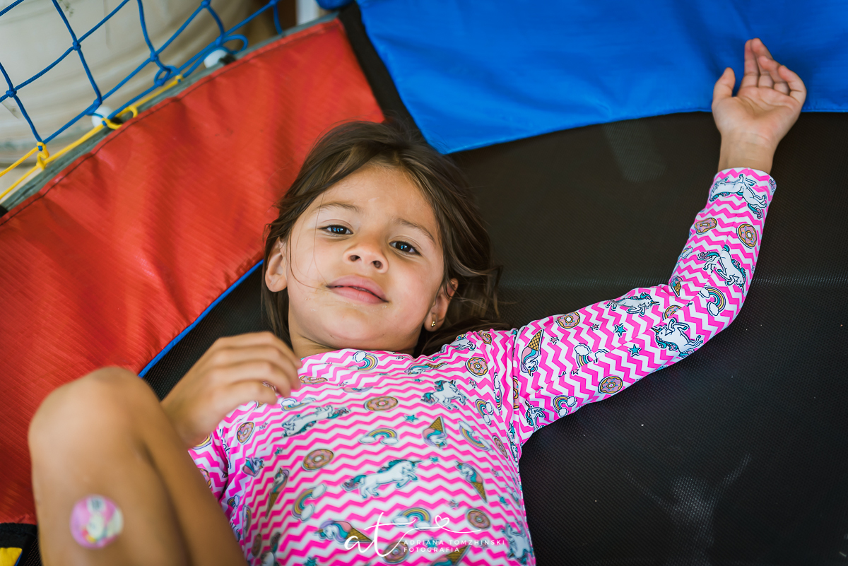 ensaio, itaipava, petropolis, quinta do lago, primos, cousins, gemeos, twins, ensaio de ferias, ensaio ar livre, ensaio luz do dia, jardim, criança feliz, crianças, ensaio familia, cavalos, lagos, casa na arvore