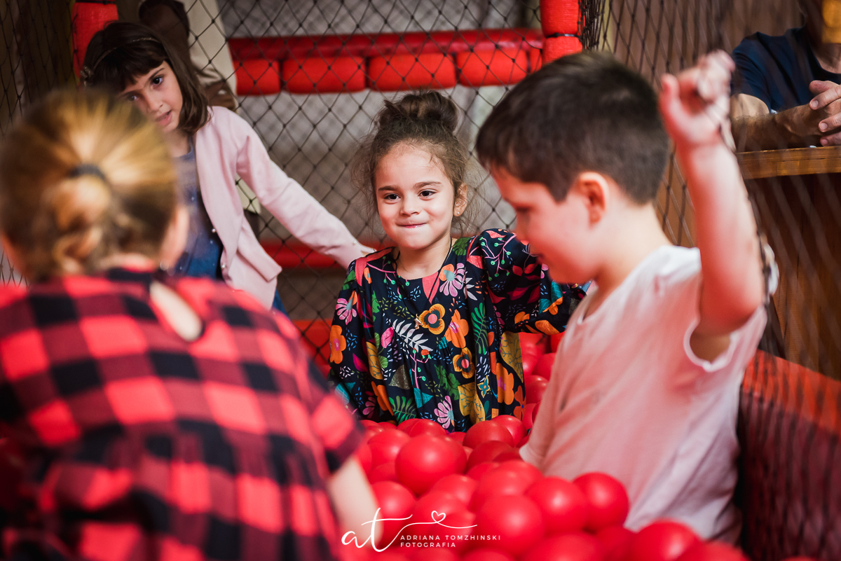 tema ursos sem curso, we bare bears, cartoon network, tons pasteis, espaco pitanga pitangueira, botafogo, zona sul rj, menina, criança, fotografo fotografia festa infantil rj, adriana tomzhinski fotografia, aniversario infantil, sandy bahia vendinhas