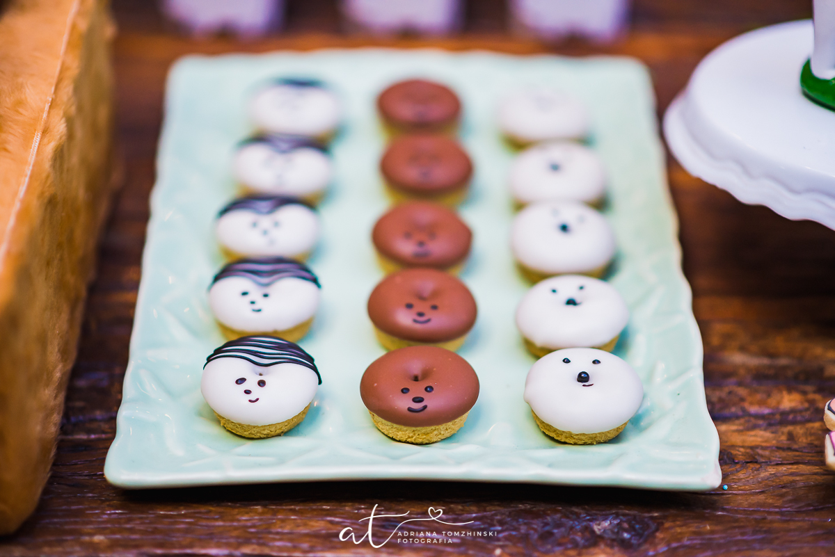 tema ursos sem curso, we bare bears, cartoon network, tons pasteis, espaco pitanga pitangueira, botafogo, zona sul rj, menina, criança, fotografo fotografia festa infantil rj, adriana tomzhinski fotografia, aniversario infantil, sandy bahia vendinhas