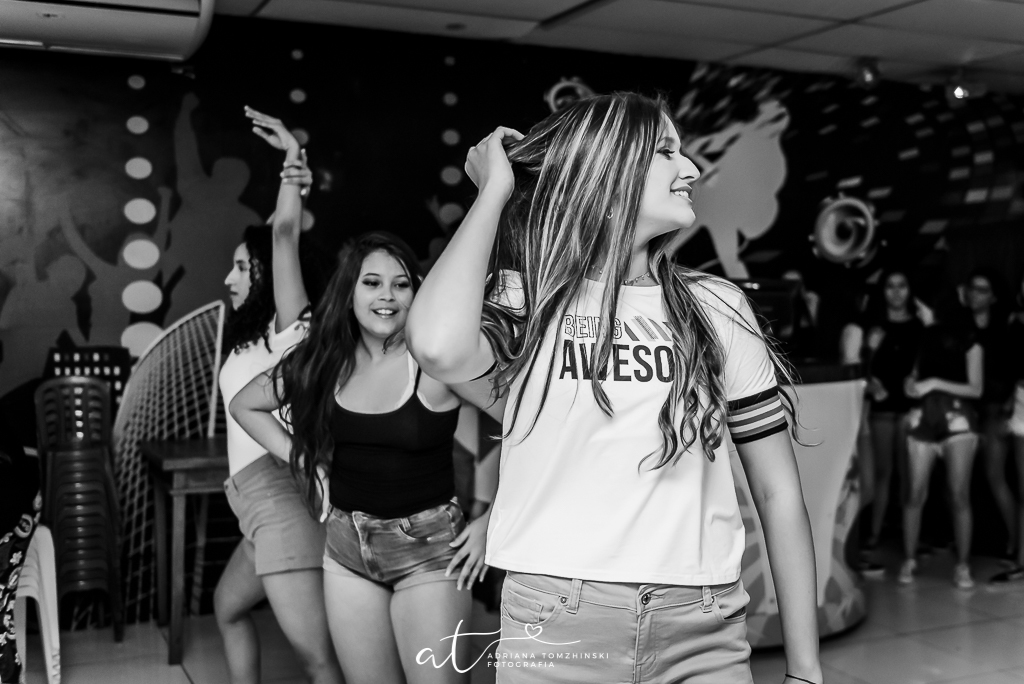 festa de 15 anos em casa de festas infantil, tik tak, vila isabel, zona norte rj, fotografo fotografia de familia rj, adriana tomzhinski fotografia, aniversario quinze anos