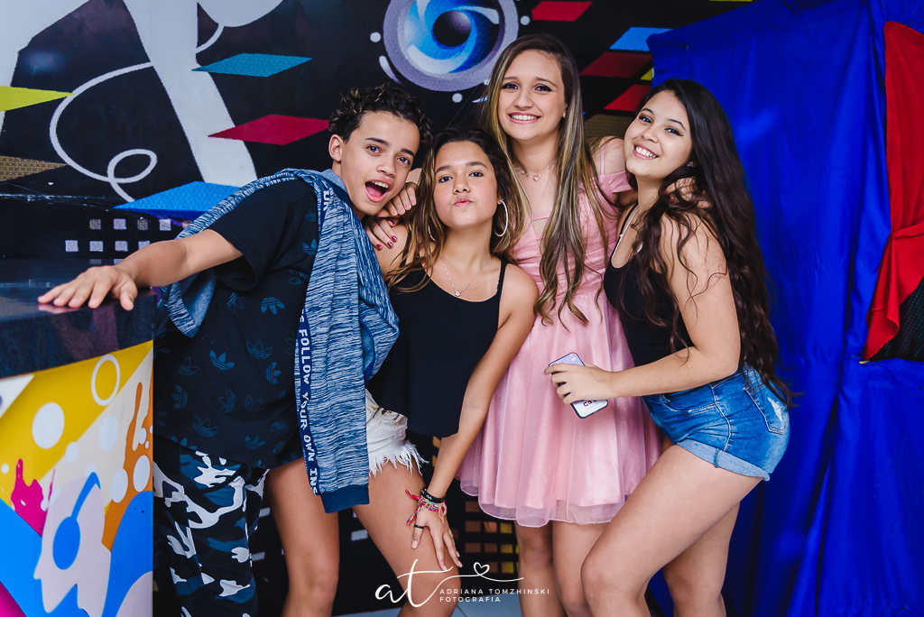festa de 15 anos em casa de festas infantil, tik tak, vila isabel, zona norte rj, fotografo fotografia de familia rj, adriana tomzhinski fotografia, aniversario quinze anos