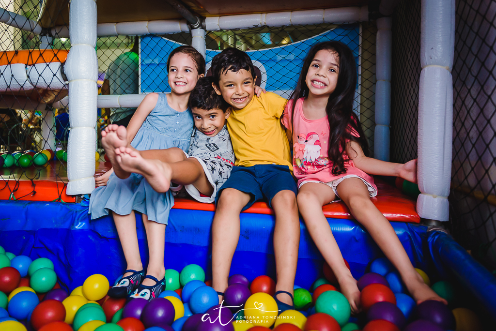 fotografia-festa-infantil-rj, tema-detetives-do-predio-azul, DPA, estacao-faz-de-conta-1, penha, fotografia-de-familia, adriana-tomzhinski-fotografia, foto-aniversario-infantil, fotografo-aniversario-infantil