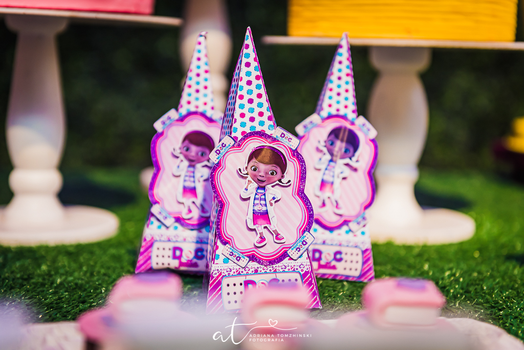 fotografia-festa-infantil-rj, tema-doutora-brinquedos, disney-jr, casa-de-festas-espoleta, barao-de-lucena, botafogo, fotografia-de-familia, adriana-tomzhinski-fotografia, foto-aniversario-infantil, fotografo-aniversario-infantil