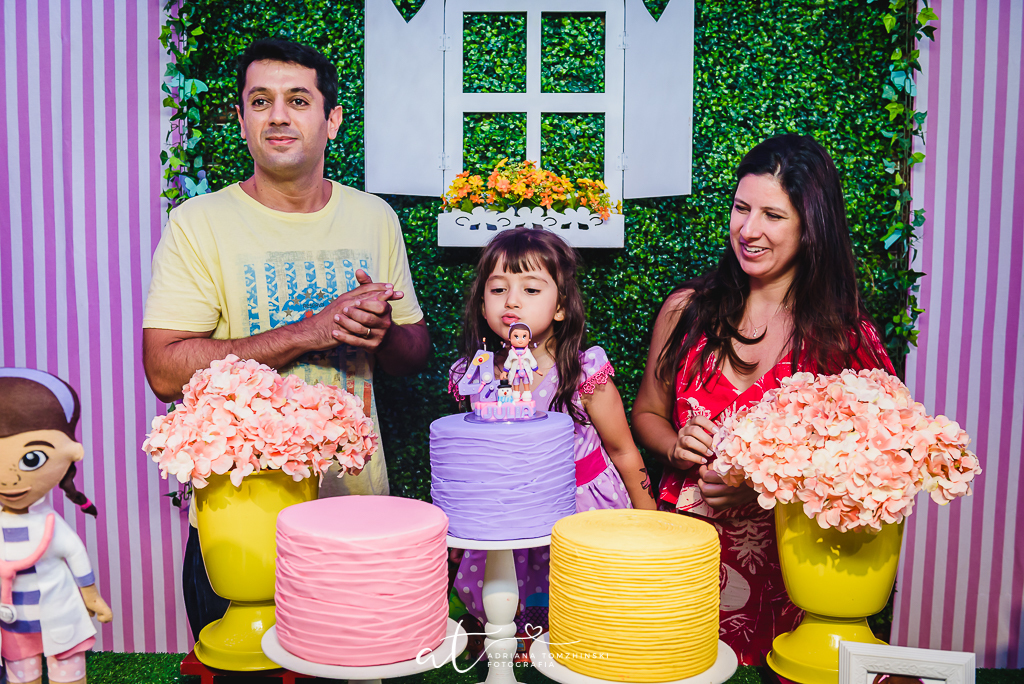 fotografia-festa-infantil-rj, tema-doutora-brinquedos, disney-jr, casa-de-festas-espoleta, barao-de-lucena, botafogo, fotografia-de-familia, adriana-tomzhinski-fotografia, foto-aniversario-infantil, fotografo-aniversario-infantil
