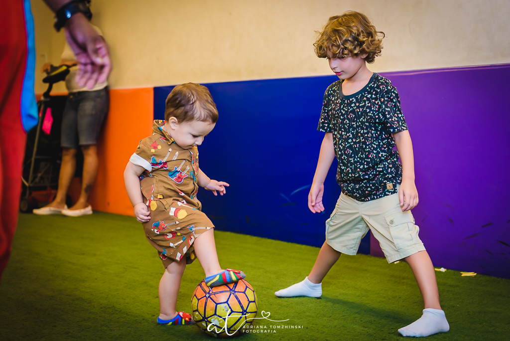 fotografia-festa-infantil-rj, tema-instrumentos-musicais, casa-de-festas-imaginarte, copacabana, fotografia-de-familia, adriana-tomzhinski-fotografia, foto-aniversario-infantil, fotografo-aniversario-infantil