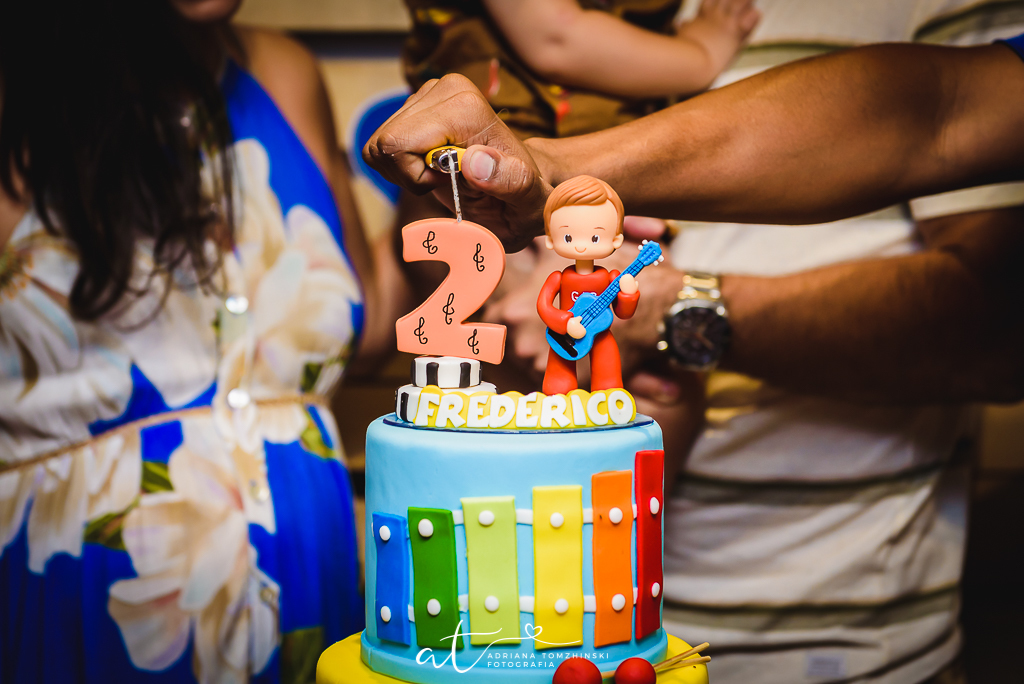 fotografia-festa-infantil-rj, tema-instrumentos-musicais, casa-de-festas-imaginarte, copacabana, fotografia-de-familia, adriana-tomzhinski-fotografia, foto-aniversario-infantil, fotografo-aniversario-infantil
