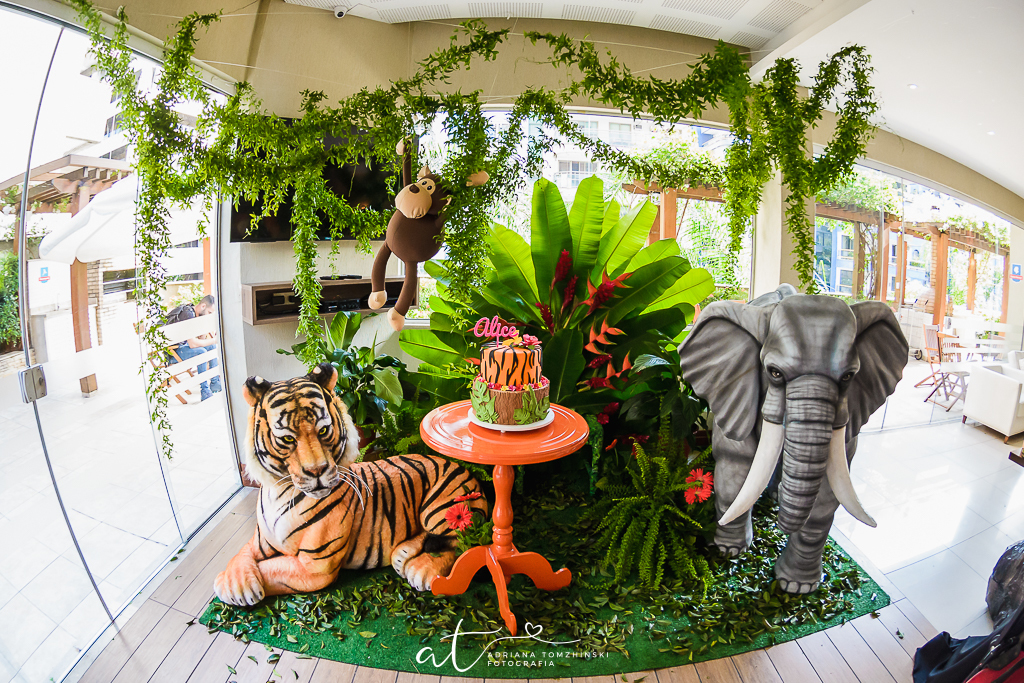 fotografia-festa-infantil-rj, tema-katy-perry, festa-no-play, botafogo, fotografia-de-familia, adriana-tomzhinski-fotografia, foto-aniversario-infantil, fotografo-aniversario-infantil, decoradora-tem-festa-rolando