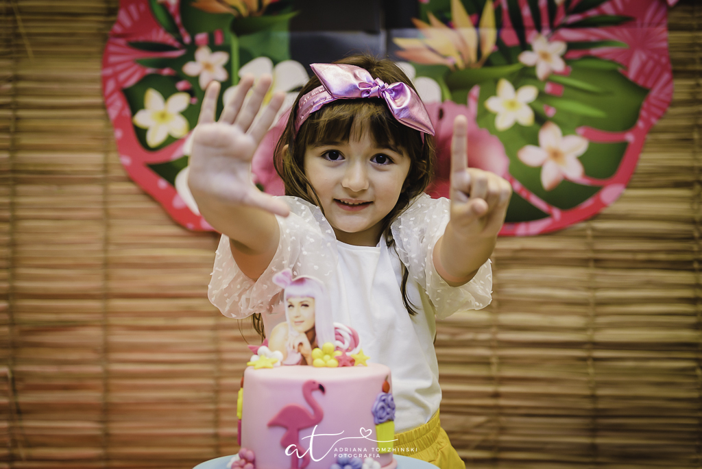 fotografia-festa-infantil-rj, tema-katy-perry-tropical, fotografia-de-familia, adriana-tomzhinski-fotografia, foto-aniversario-infantil, fotografo-aniversario-infantil, casa-de-festas-espaco-animania, botafogo