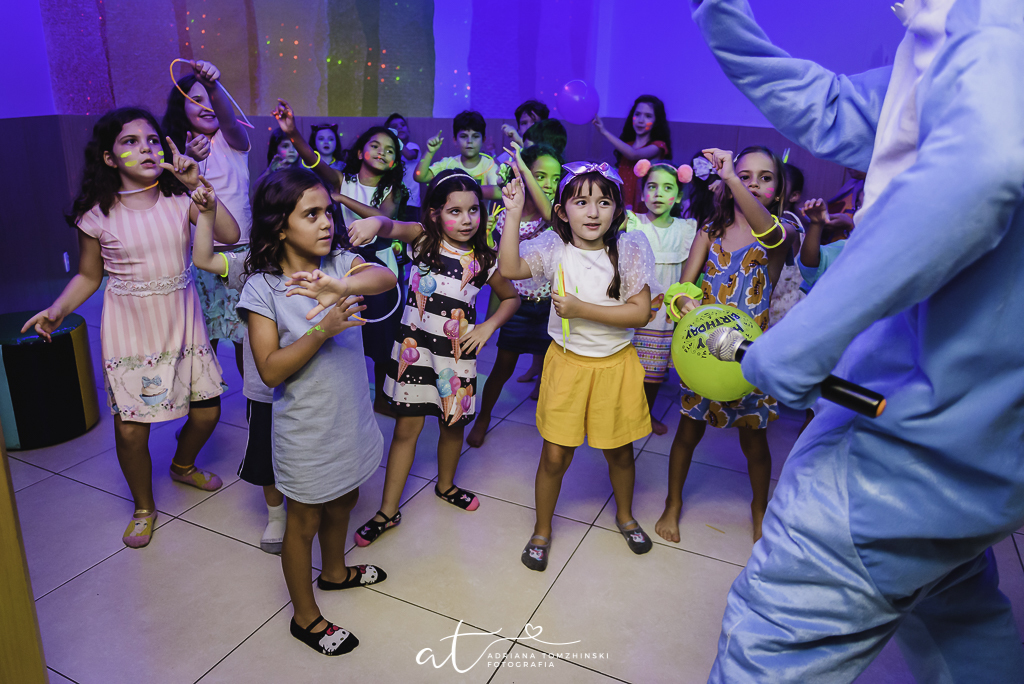 fotografia-festa-infantil-rj, tema-katy-perry-tropical, fotografia-de-familia, adriana-tomzhinski-fotografia, foto-aniversario-infantil, fotografo-aniversario-infantil, casa-de-festas-espaco-animania, botafogo