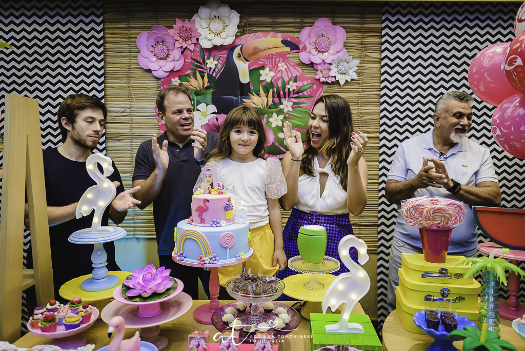 fotografia-festa-infantil-rj, tema-katy-perry-tropical, fotografia-de-familia, adriana-tomzhinski-fotografia, foto-aniversario-infantil, fotografo-aniversario-infantil, casa-de-festas-espaco-animania, botafogo