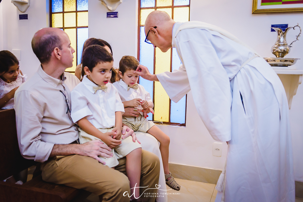 fotografia-infantil, ensaio-infantil, fotografia-de-batizado, batismo, catolica, igreja, capela-clube-piraque, lagoa-rodrigo-de-freitas, zona-sul, rj