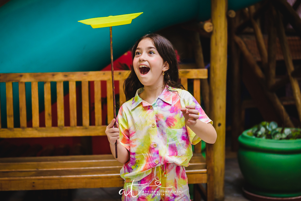 fotografia-festa-infantil-rj, festa-tiedye, tema-tie-dye-vsco-girl, festa-vsco-girl, fotografia-de-familia, adriana-tomzhinski-fotografia, foto-aniversario-infantil, fotografo-aniversario-infantil, casa-de-festas-espaco-ecomania, botafogo