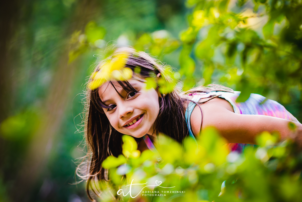 ensaio, itaipava, petropolis, lago, primos, cousins, gemeos, twins, ensaio de ferias, ensaio ar livre, ensaio luz do dia, jardim, criança feliz, crianças, ensaio familia