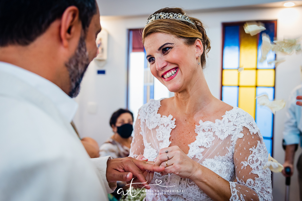 fotografia de casamento rj, foto mini-wedding, elopement wedding, casamento igreja catolica, casamento civil , capela do clube piraque, casamento cartorio catete, renovacao de votos, noivas rio de janeiro, inesquecivel casamento
