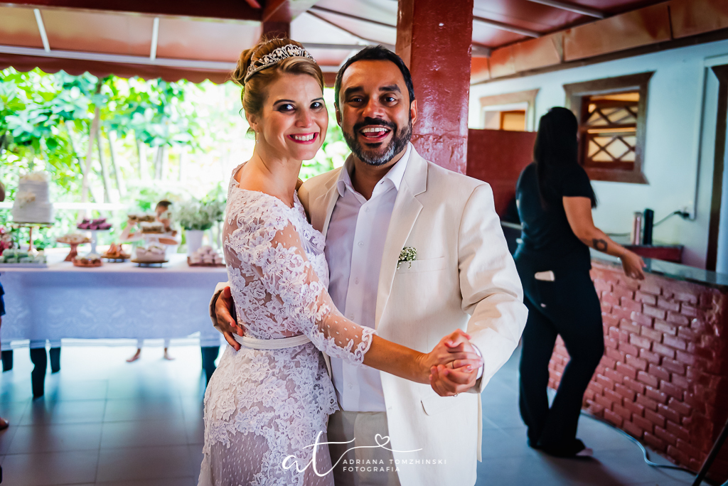 fotografia de casamento rj, foto mini-wedding, elopement wedding, casamento igreja catolica, casamento civil , capela do clube piraque, casamento cartorio catete, renovacao de votos, noivas rio de janeiro, inesquecivel casamento