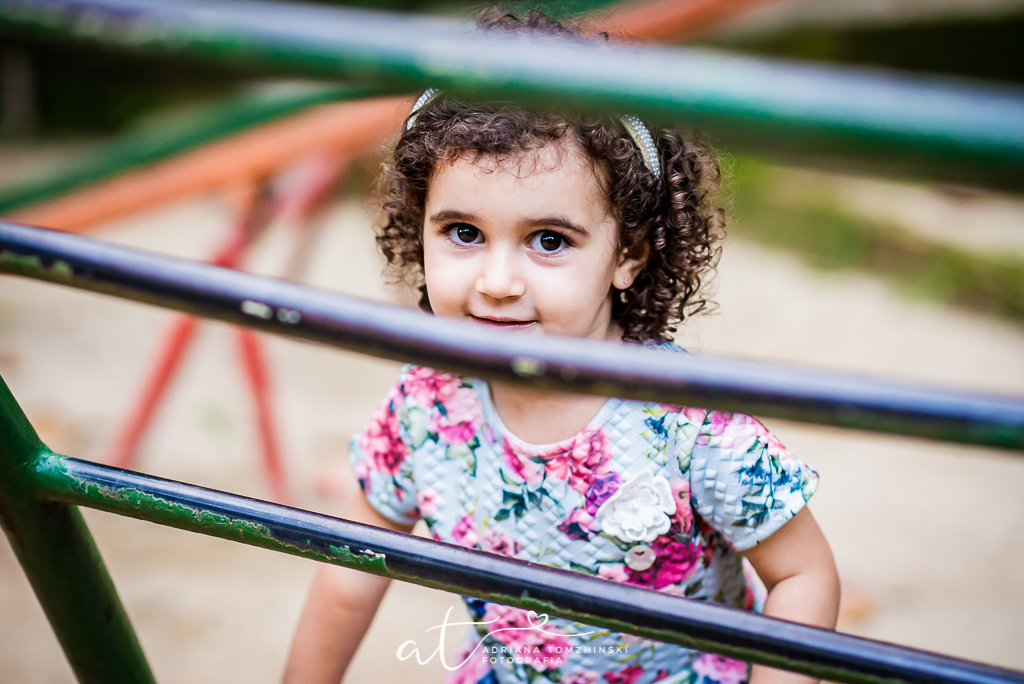 ensaio, ensaio na praia, ensaio dia das maes, ensaio ar livre, ensaio luz do dia, golden hour, criança feliz, crianças, ensaio familia