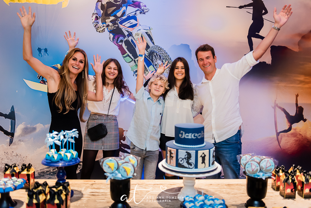 fotografia-festa-infantil-rj, tema-festa-esportes-radicais, fotografia-de-familia, adriana-tomzhinski-fotografia, foto-aniversario-infantil, fotografo-aniversario-infantil, festa-e-aventura, barra-da-tijuca