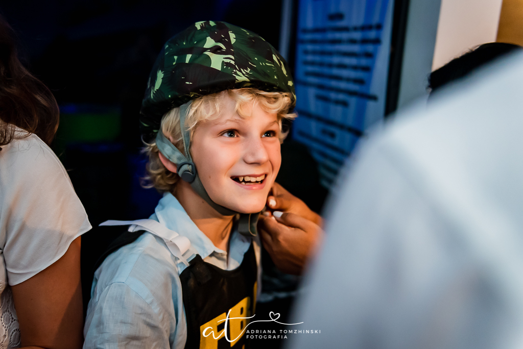 fotografia-festa-infantil-rj, tema-festa-esportes-radicais, fotografia-de-familia, adriana-tomzhinski-fotografia, foto-aniversario-infantil, fotografo-aniversario-infantil, festa-e-aventura, barra-da-tijuca