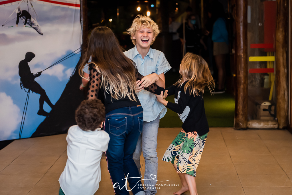 fotografia-festa-infantil-rj, tema-festa-esportes-radicais, fotografia-de-familia, adriana-tomzhinski-fotografia, foto-aniversario-infantil, fotografo-aniversario-infantil, festa-e-aventura, barra-da-tijuca