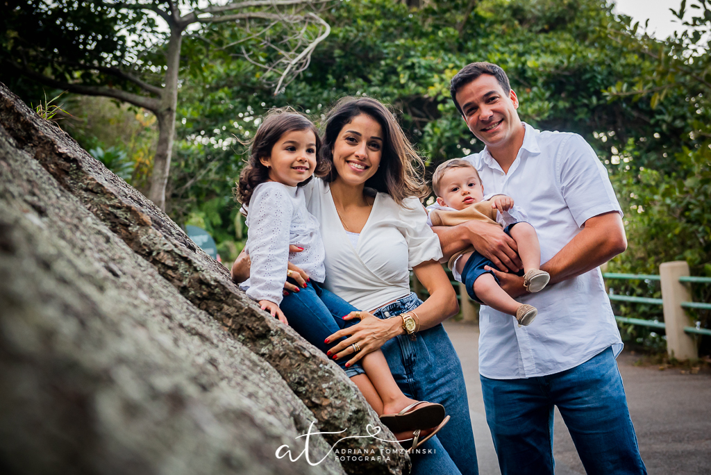 ensaio, ensaio ar livre, ensaio luz do dia, golden hour, criança feliz, crianças, ensaio familia, ensaio na praia vermelha