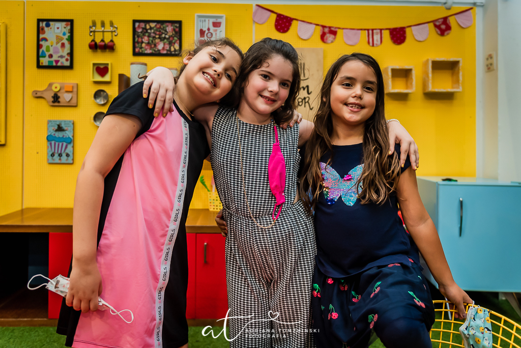 fotografia-festa-infantil-rj, tema-now-united, fotografia-de-familia, adriana-tomzhinski-fotografia, foto-aniversario-infantil, fotografo-aniversario-infantil, casa-de-festas-quintal-aventura, botafogo