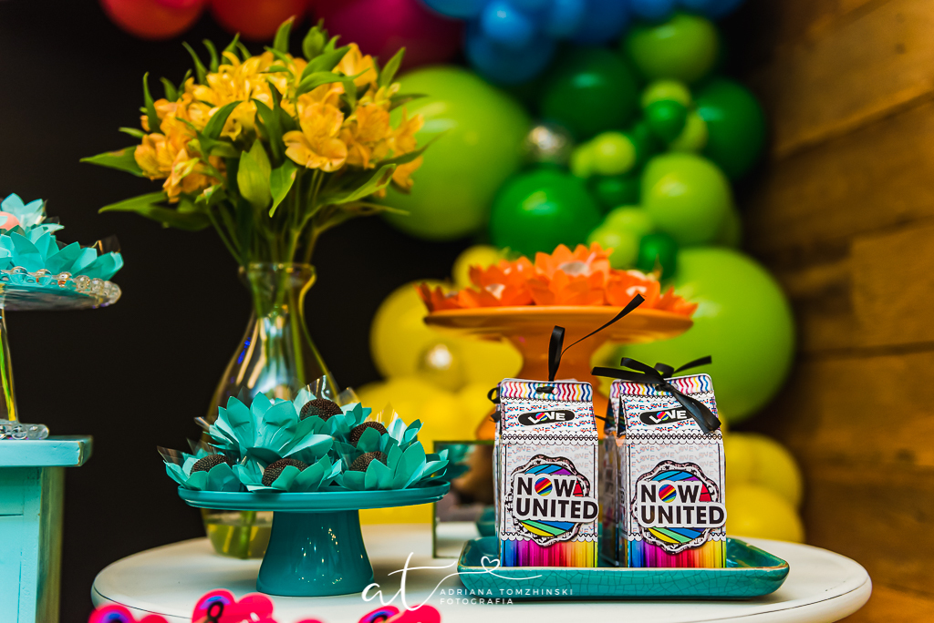 fotografia-festa-infantil-rj, tema-now-united, fotografia-de-familia, adriana-tomzhinski-fotografia, foto-aniversario-infantil, fotografo-aniversario-infantil, casa-de-festas-quintal-aventura, botafogo