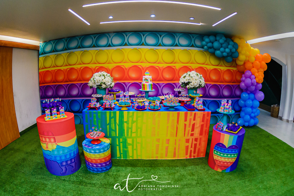 fotografia-festa-infantil-rj, tema-pop-it-fidget-toys, fotografia-de-familia, adriana-tomzhinski-fotografia, foto-aniversario-infantil, fotografo-aniversario-infantil, casa-de-festas-casa-em-festa, barra-da-tijuca