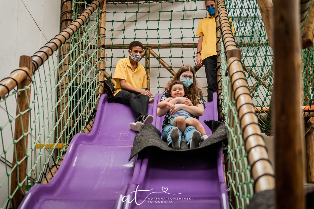 fotografia-festa-infantil-rj, tema-monica-toy, fotografia-de-familia, adriana-tomzhinski-fotografia, foto-aniversario-infantil, fotografo-aniversario-infantil, casa-de-festas-quintal-aventura, botafogo