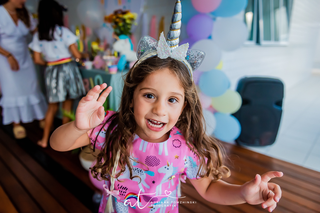 fotografia-festa-infantil-rj, tema-unicornio, fotografia-de-familia, adriana-tomzhinski-fotografia, foto-aniversario-infantil, fotografo-aniversario-infantil, festa-no-play, barra-da-tijuca