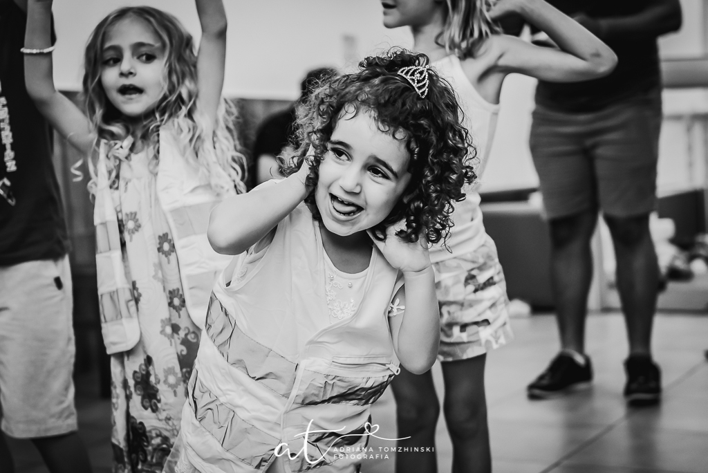 fotografia-festa-infantil-rj, tema-peppa-pig, fotografia-de-familia, adriana-tomzhinski-fotografia, foto-aniversario-infantil, fotografo-aniversario-infantil, casa-de-festas-imaginarte-copacabana