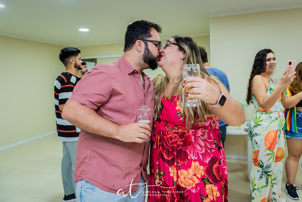 fotografia-festa-adulto-rj, tema-rosa, fotografia-de-familia, adriana-tomzhinski-fotografia, foto-aniversario-adulto, fotografo-aniversario, festa-no-play