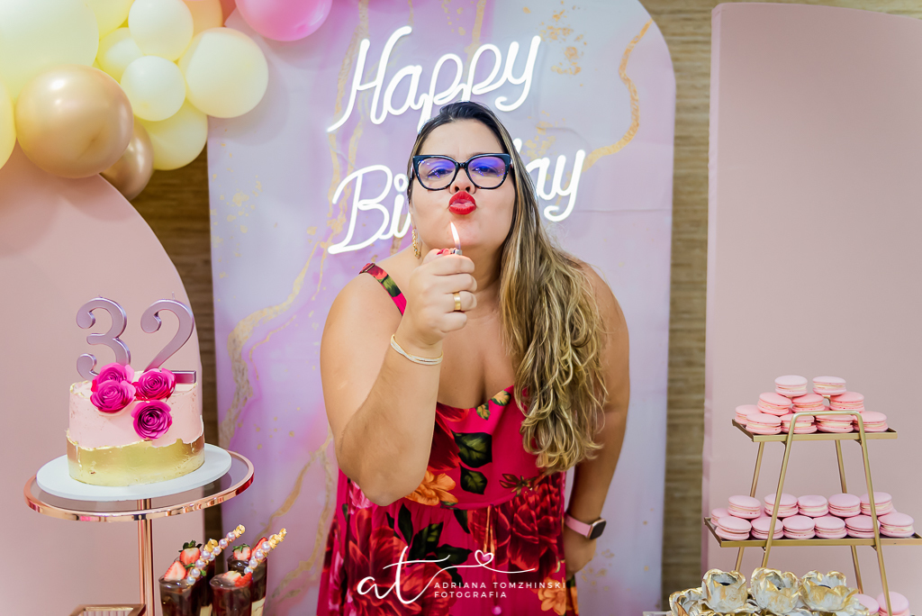fotografia-festa-adulto-rj, tema-rosa, fotografia-de-familia, adriana-tomzhinski-fotografia, foto-aniversario-adulto, fotografo-aniversario, festa-no-play