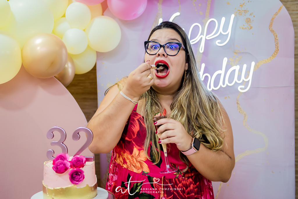 fotografia-festa-adulto-rj, tema-rosa, fotografia-de-familia, adriana-tomzhinski-fotografia, foto-aniversario-adulto, fotografo-aniversario, festa-no-play