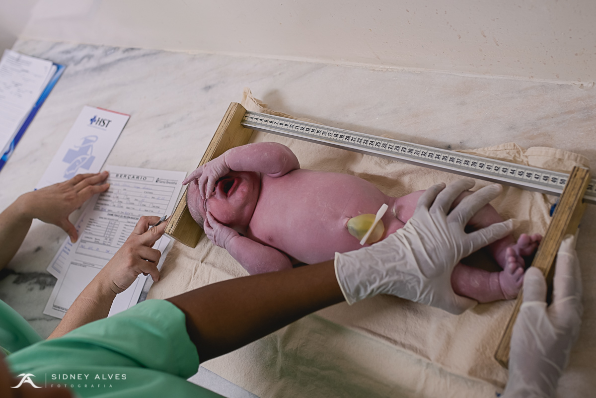 Hospital Santa Terezinha, fotografia de parto, nascimento do Isaac