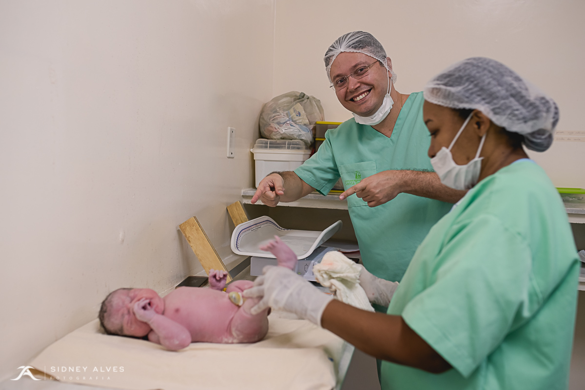 Hospital Santa Terezinha, fotografia de parto, nascimento do Isaac