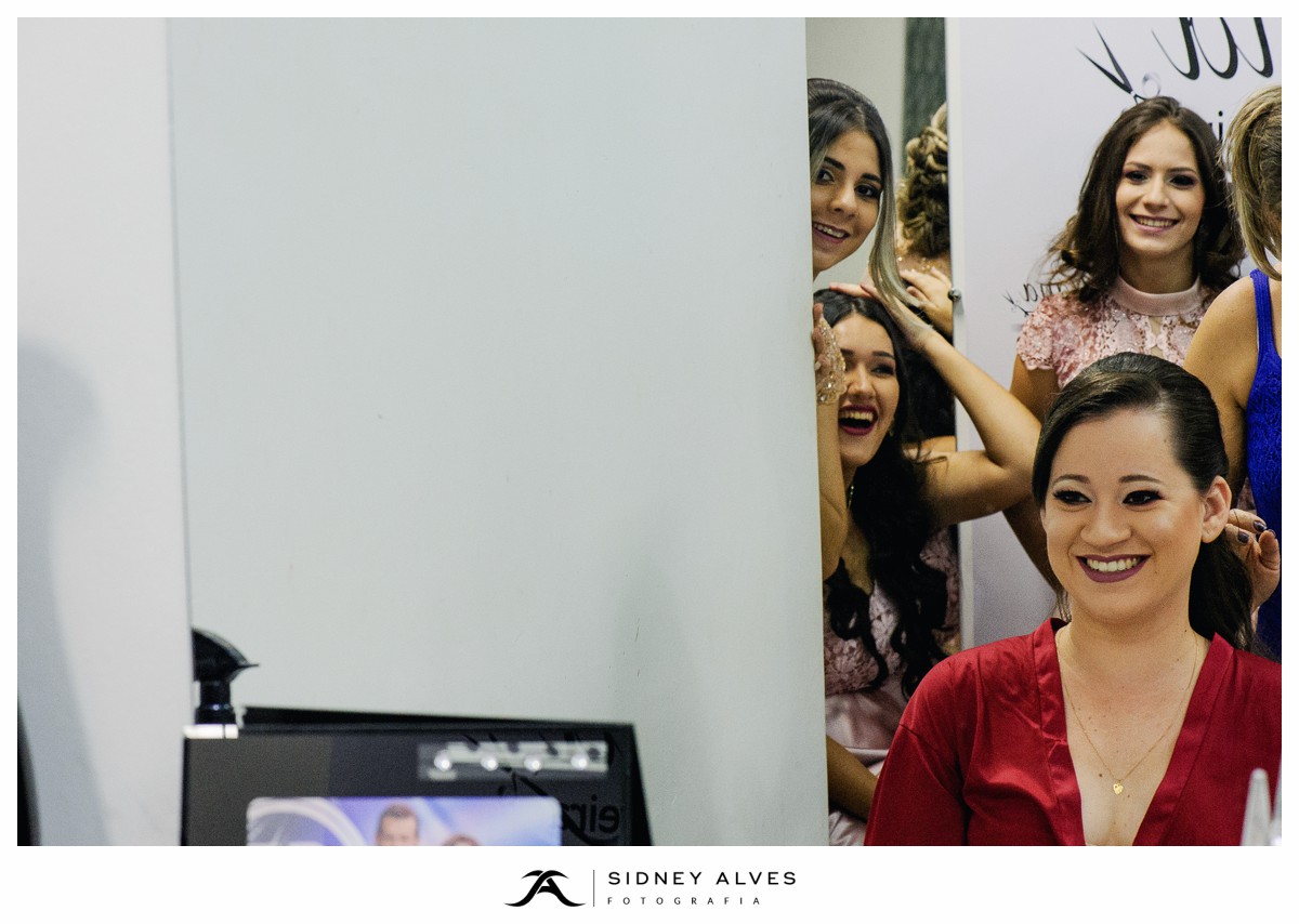 Halana no Salão no dia do seu casamento