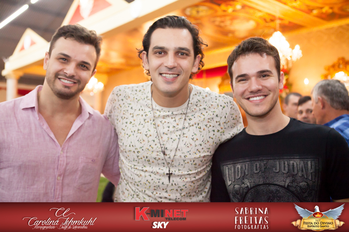 A Festa do Divino Espírito Santo em Santo Amaro da Imperatriz, estava maravilhosa, cobertura fotográfica com Sabrina Freitas Fotografias