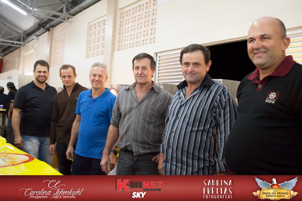 A Festa do Divino Espírito Santo em Santo Amaro da Imperatriz, estava maravilhosa, cobertura fotográfica com Sabrina Freitas Fotografias