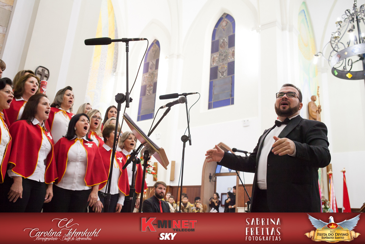 A Festa do Divino Espírito Santo em Santo Amaro da Imperatriz, estava maravilhosa, cobertura fotográfica com Sabrina Freitas Fotografias