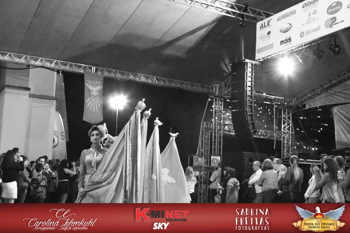 A Festa do Divino Espírito Santo em Santo Amaro da Imperatriz, estava maravilhosa, cobertura fotográfica com Sabrina Freitas Fotografias