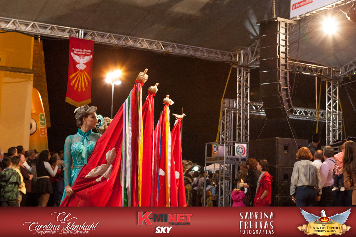 A Festa do Divino Espírito Santo em Santo Amaro da Imperatriz, estava maravilhosa, cobertura fotográfica com Sabrina Freitas Fotografias