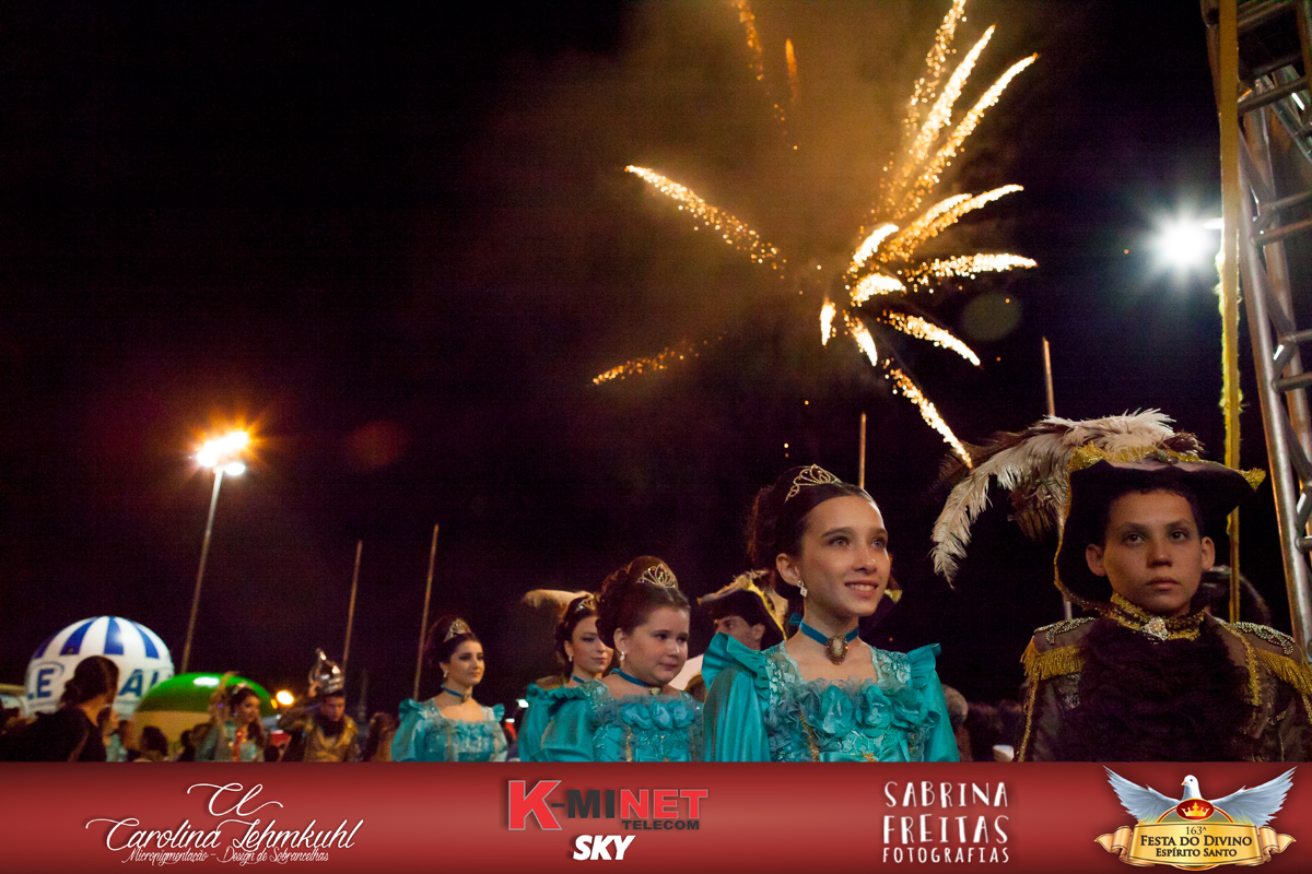A Festa do Divino Espírito Santo em Santo Amaro da Imperatriz, estava maravilhosa, cobertura fotográfica com Sabrina Freitas Fotografias