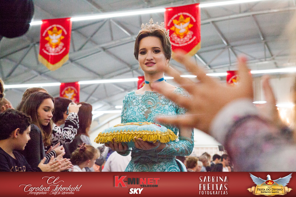 A Festa do Divino Espírito Santo em Santo Amaro da Imperatriz, estava maravilhosa, cobertura fotográfica com Sabrina Freitas Fotografias
