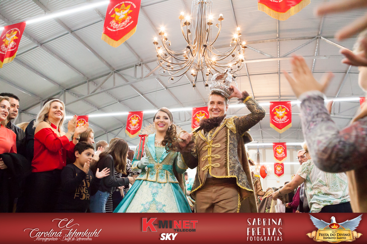 A Festa do Divino Espírito Santo em Santo Amaro da Imperatriz, estava maravilhosa, cobertura fotográfica com Sabrina Freitas Fotografias